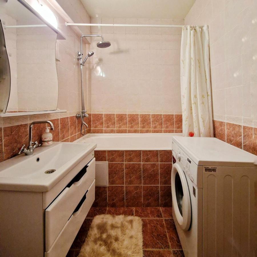 Apartment золотой квадрат *